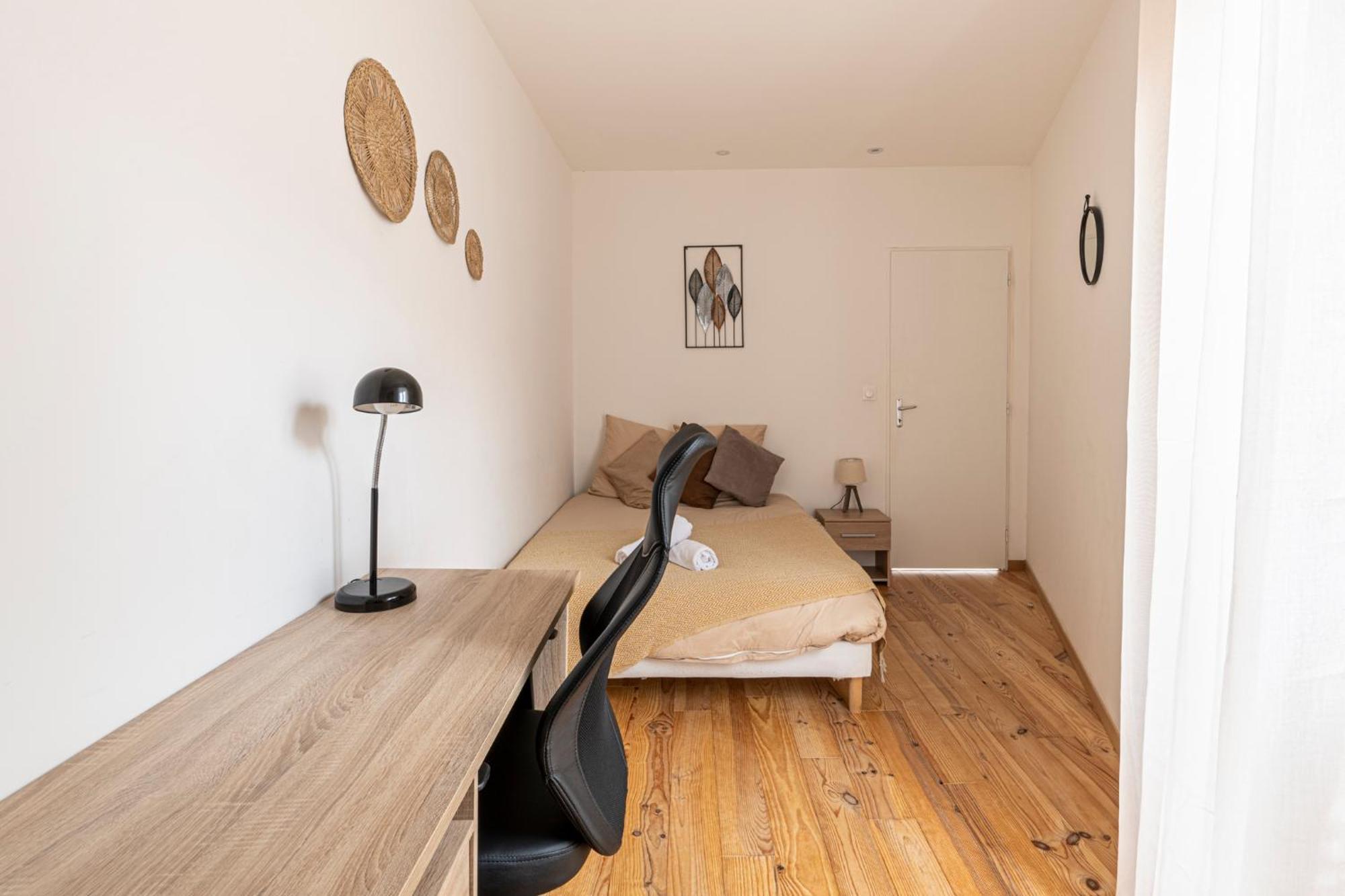 Le Douillet Bearnais Apartment Pau Exterior photo
